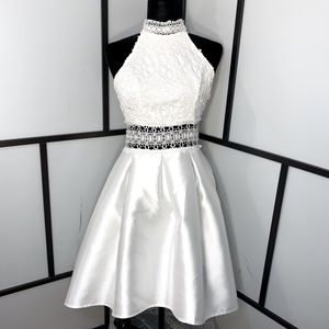 Elegant Formal Dress for Any Eventful Milestone